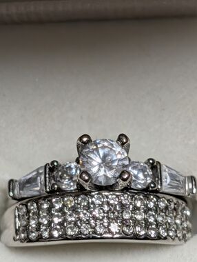 Gorgeous Vacation Wedding Engagement Ring Set